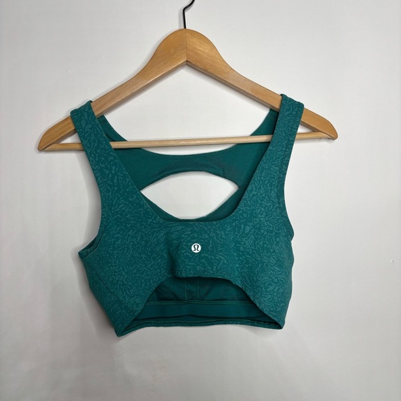 Lululemon Everlux Cut-Out Train Bra Medium Support size 8 - Picture 5 of 9